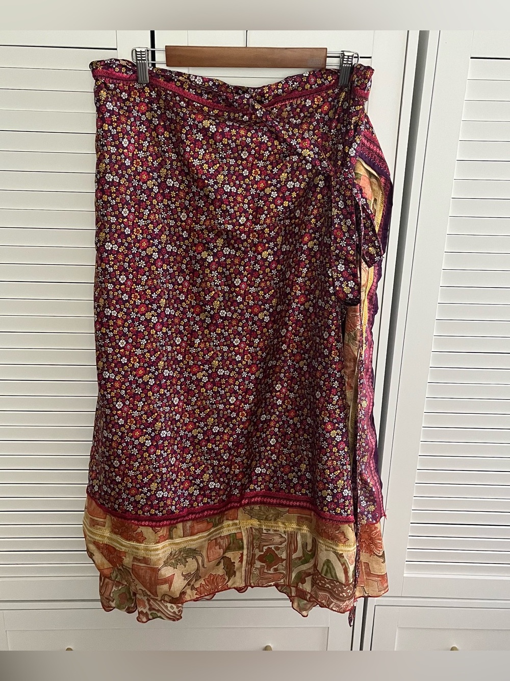 Wevez Boho Womens Wrap Skirt L/XL Multicolor Reversible Silk Long Maxi Festival